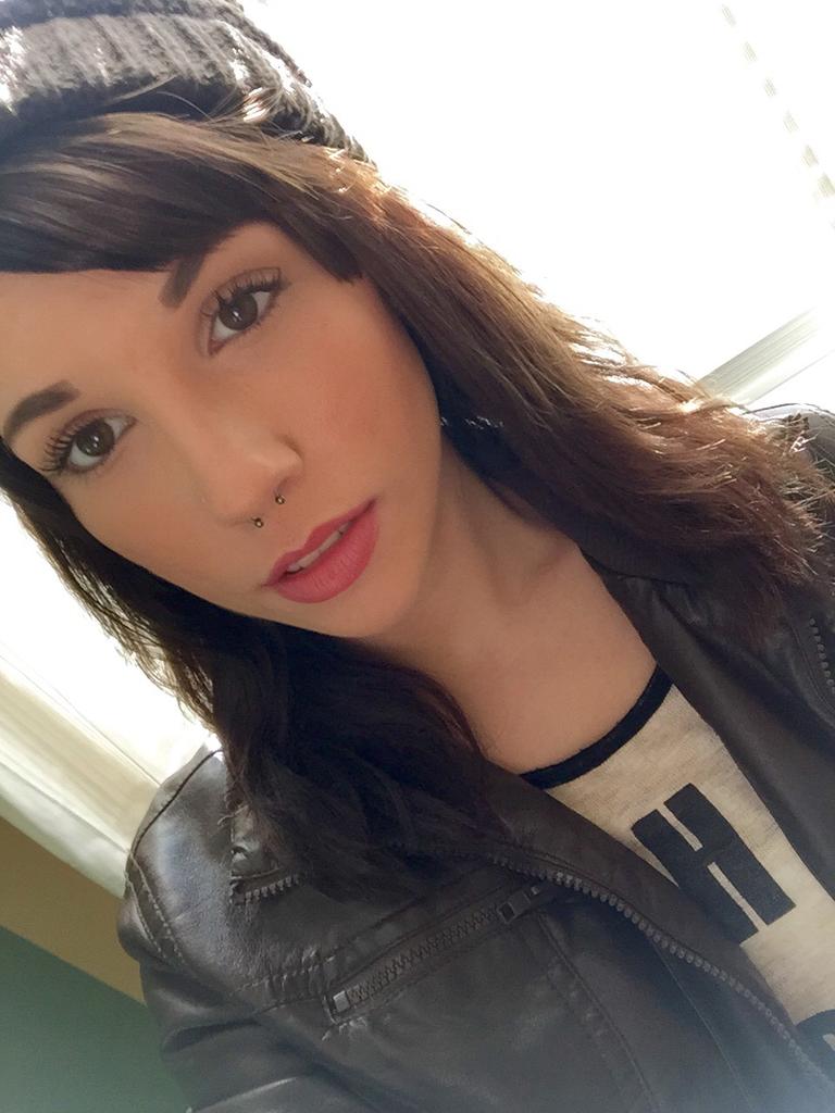 HyQFJA59Dm